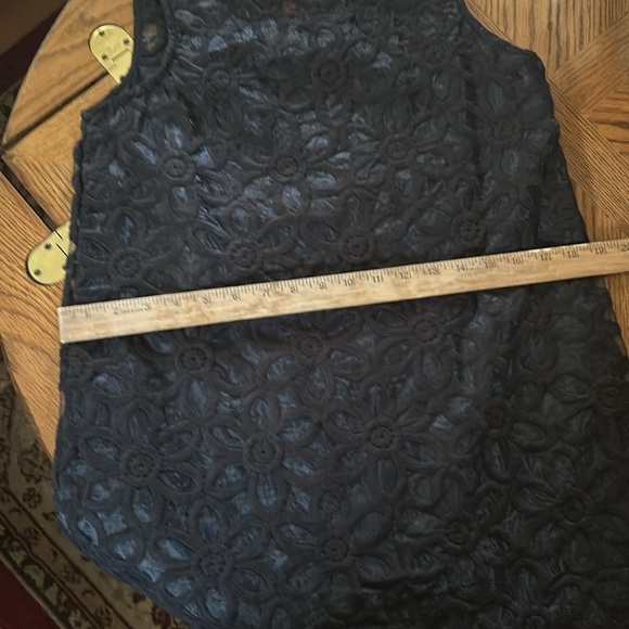 Black Petal Lace Overlay Shift Dress - Picture 12 of 16